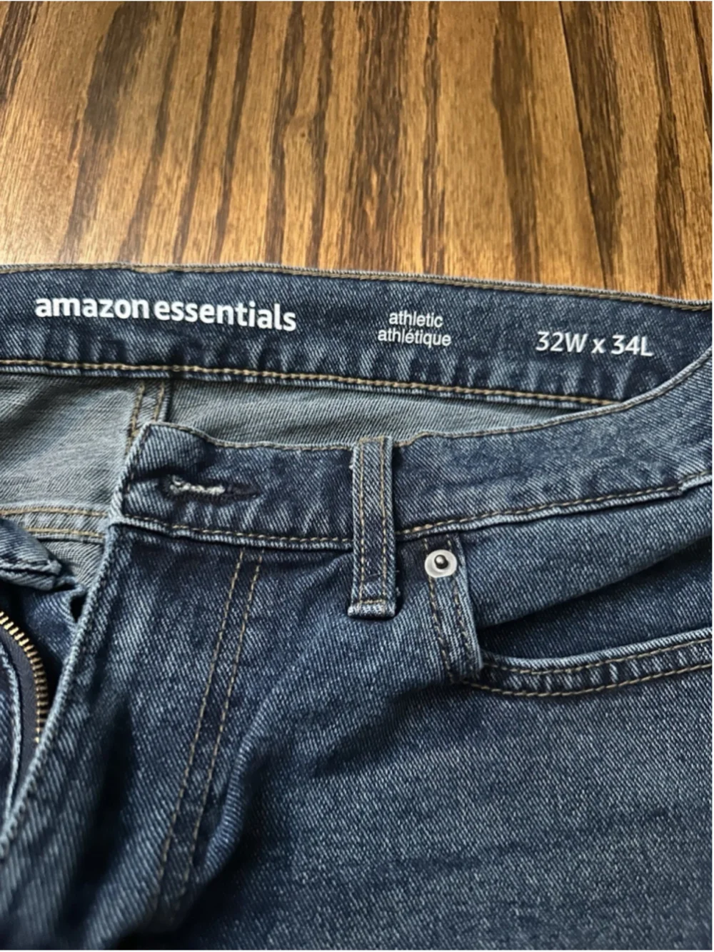 Amazon Essentials Men’s Straight Athletic Blue Medium Wash Denim Jeans 5-Pocket